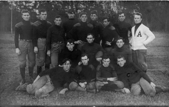 M.A.C. football team, 1907
