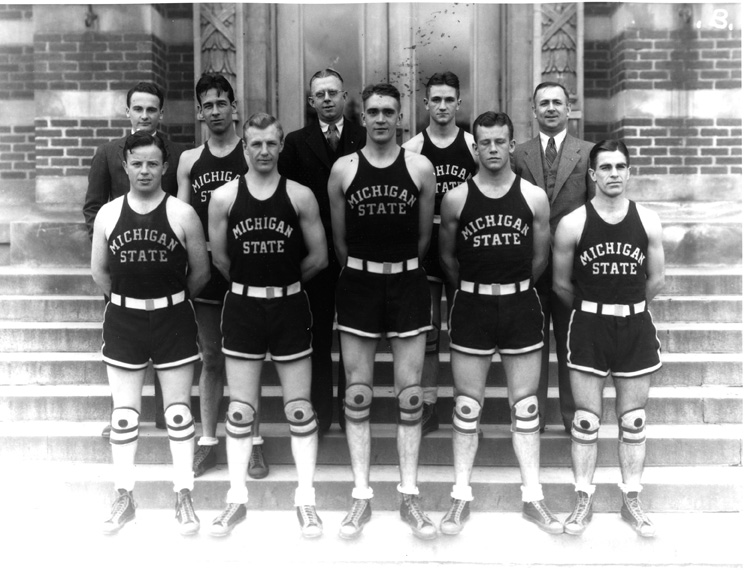 1931 Basketball Team