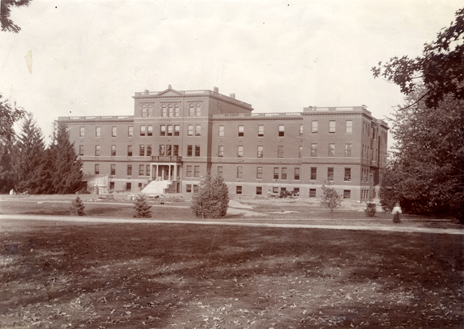 Morrill Hall, 1900