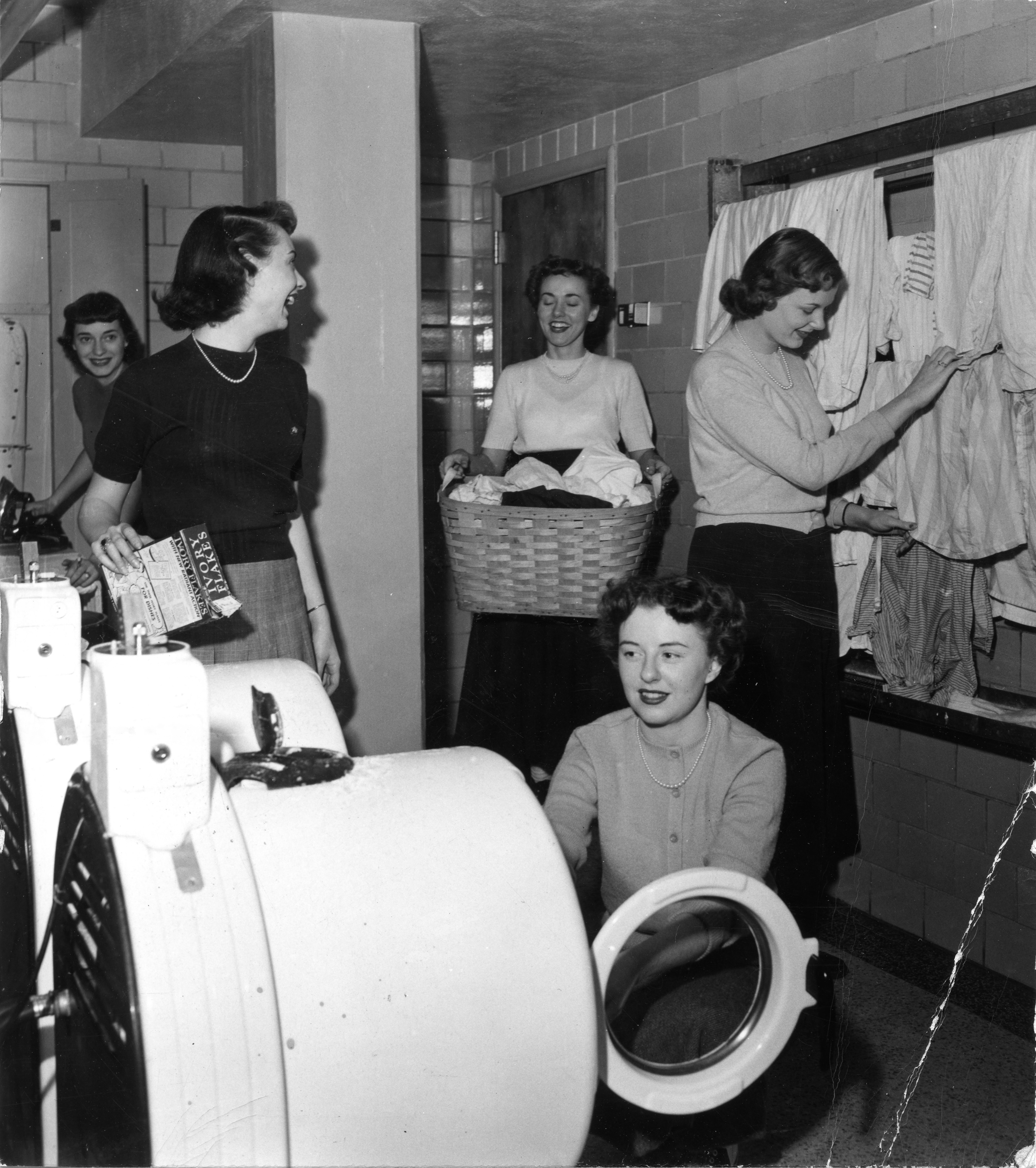 Students doing laundry, 1950