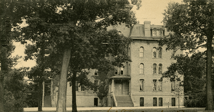 Williams Hall, 1907