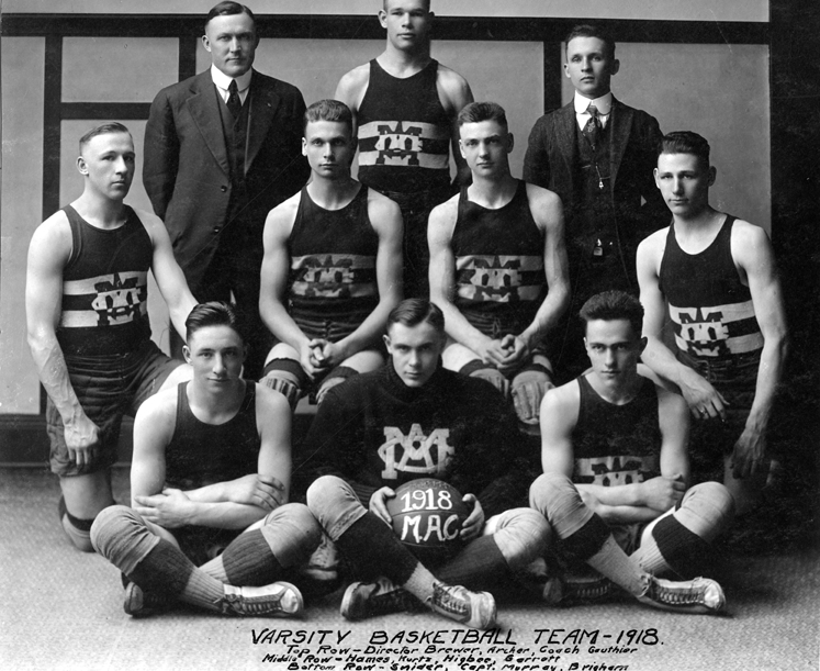MAC Basketball team, 1918