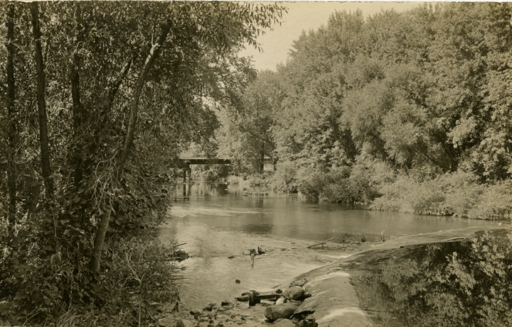 Red Cedar River, 1913