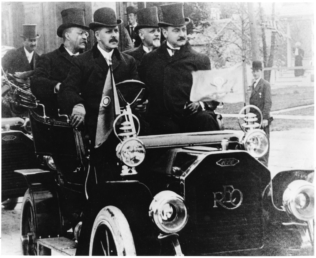 Semi-Centennial Celebration Car Ride, 1907