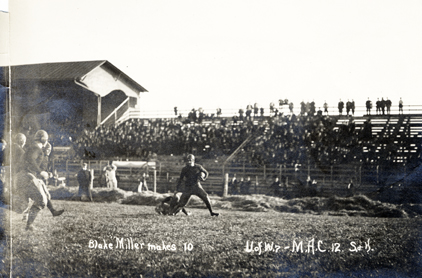 "Blake Miller makes 10" at U of W vs M.A.C. football game, 1913