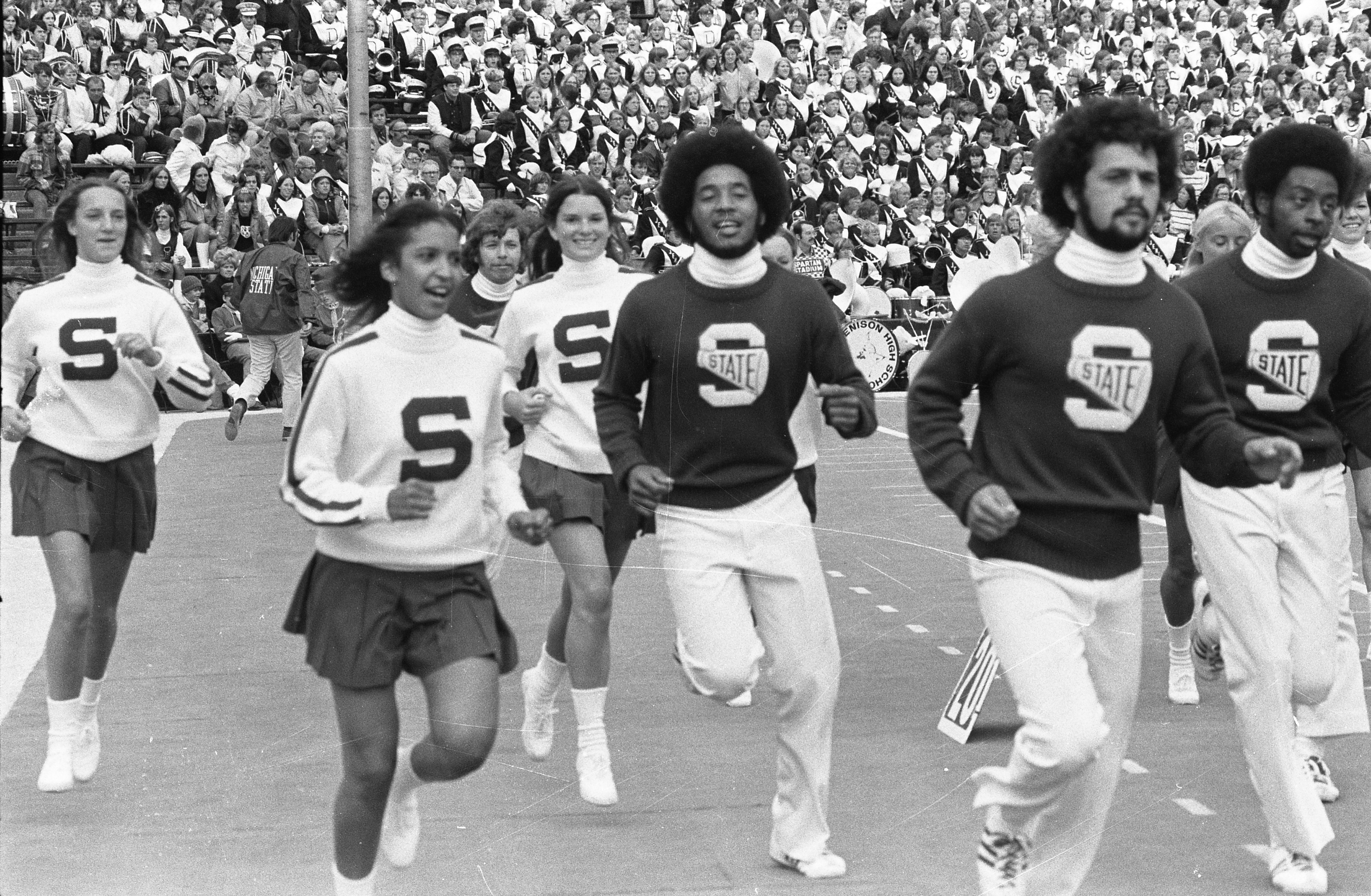 Cheerleaders at the MSU vs Georgia Tech football game, 1972