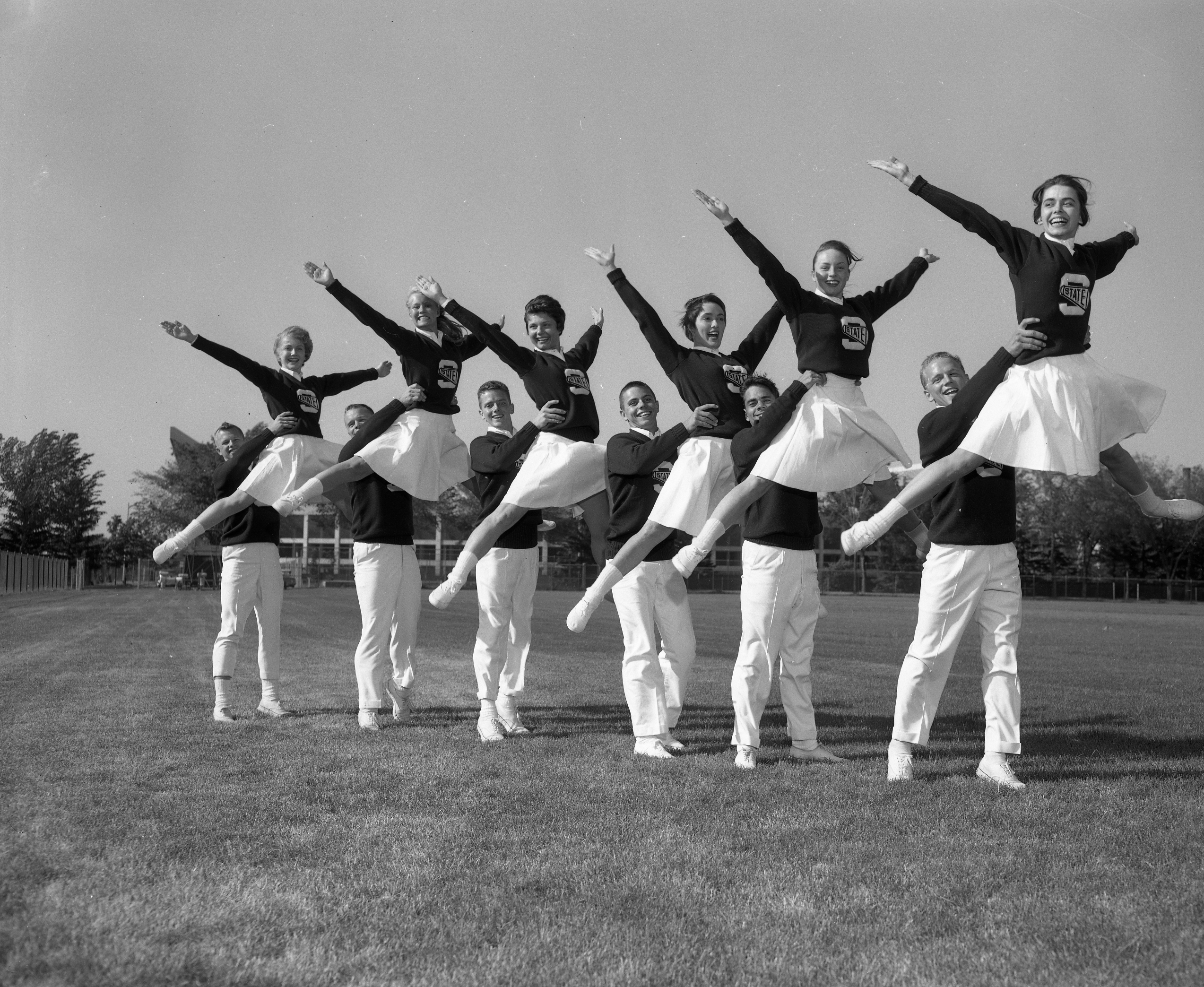 Posed Action Cheerleaders, 1962
