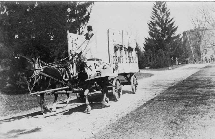 Prof's Special parade float pulled by horses, ca. 1910-1914
