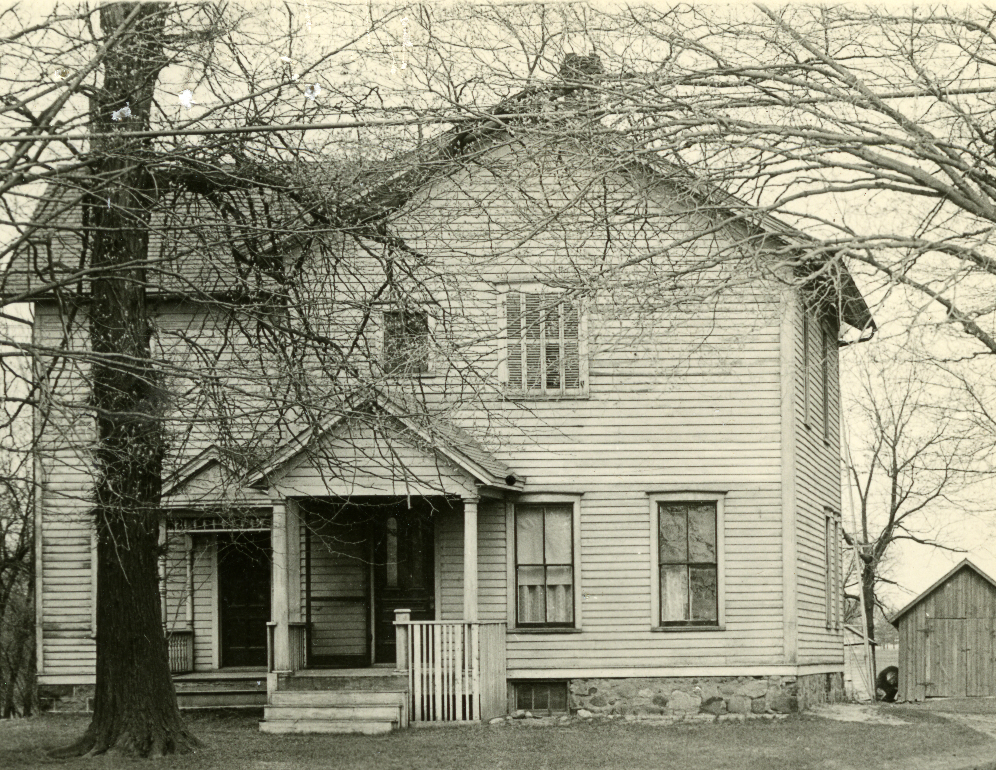 Photograph of Hutchinson Family Farm Home