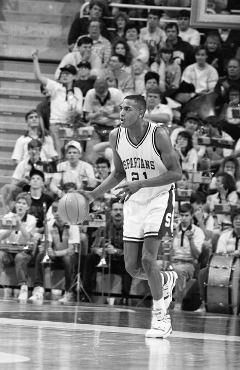Steve Smith on the court (MSU vs Ohio State), 1990