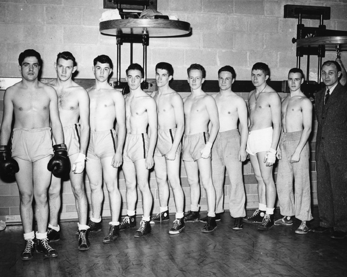 1943 Freshman Boxing Team