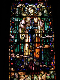 Angel in adoration in the Ascension Window